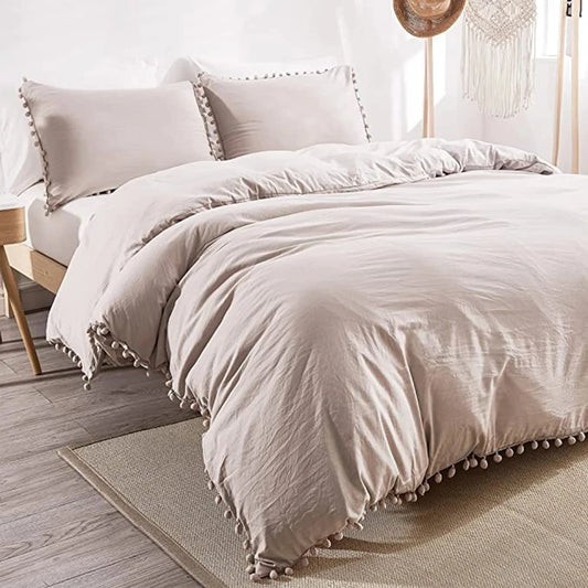 Nordic Pom Pom Duvet Set